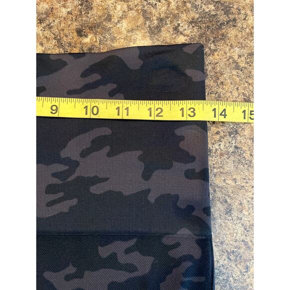 Spanx High Rise Camo Print Seamless Leggings Gray Size Large - Picture 3 of 5